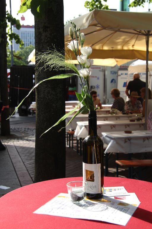 Gastehaus Und Weingut Bernd Frieden Hotel Nittel Exterior foto